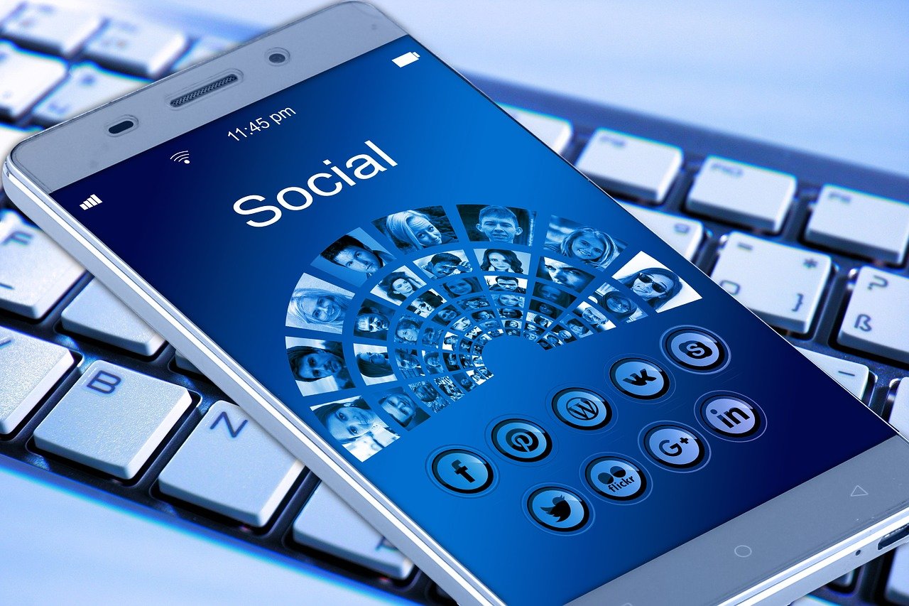 Logical Social Media Marketing Works